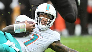 Miami Dolphins v Cleveland Browns