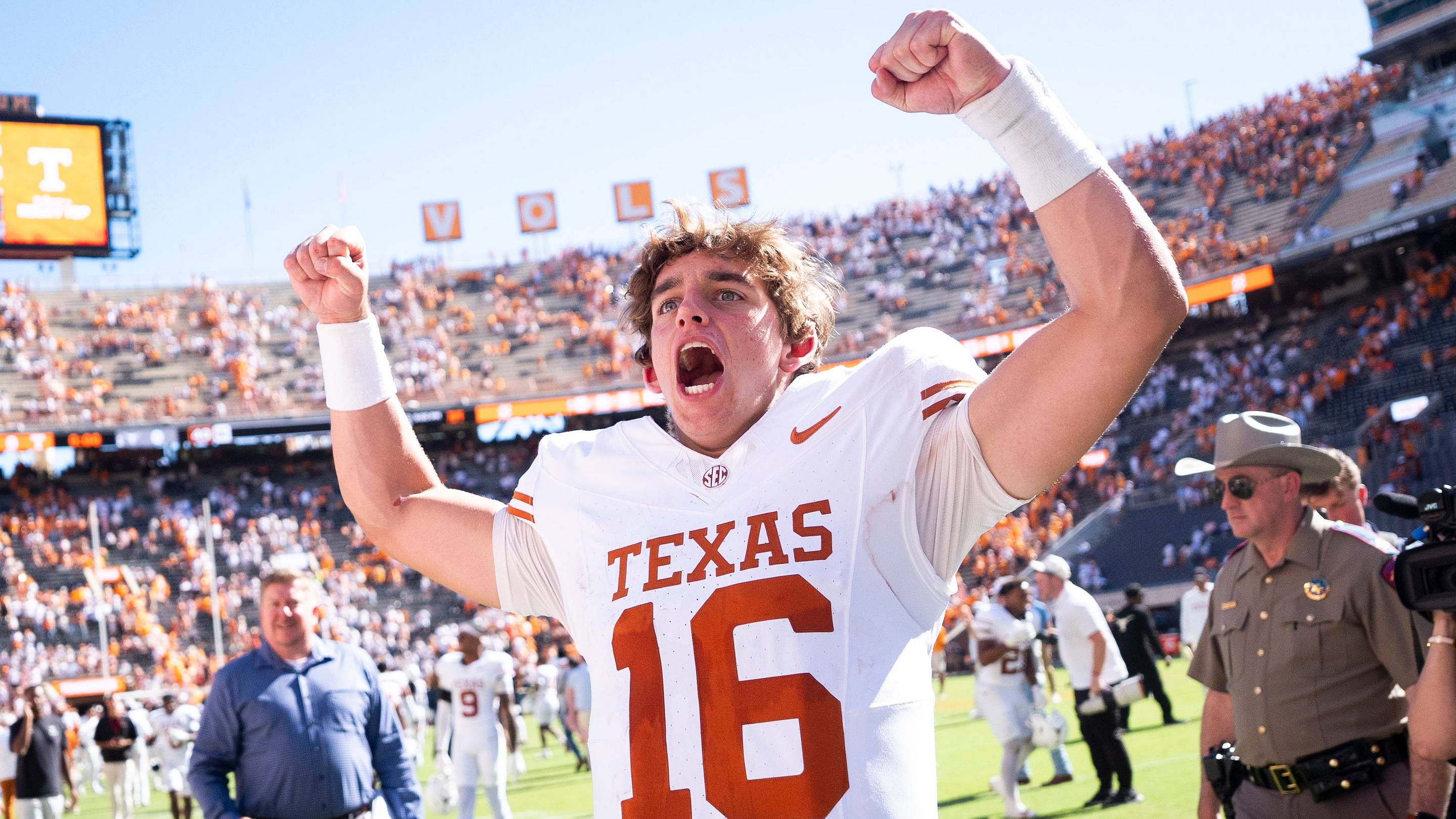 College Football Rankings: AP Top 25 Teams Moving Up, Down in Week 5