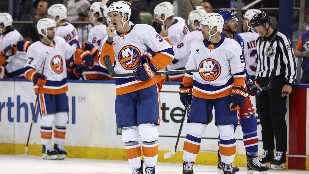 Sep 22, 2026; New York, New York, USA; New York Islanders center Kyle MacLean (32) circles back to center ice after scoring in the second period against the New York Rangers at Madison Square Garden. Mandatory Credit: Wendell Cruz-Imagn Images Sep 22, 2026; New York, New York, USA; New York Islanders center Kyle MacLean (32) circles back to center ice after scoring in the second period against the New York Rangers at Madison Square Garden. Mandatory Credit: Wendell Cruz-Imagn Images