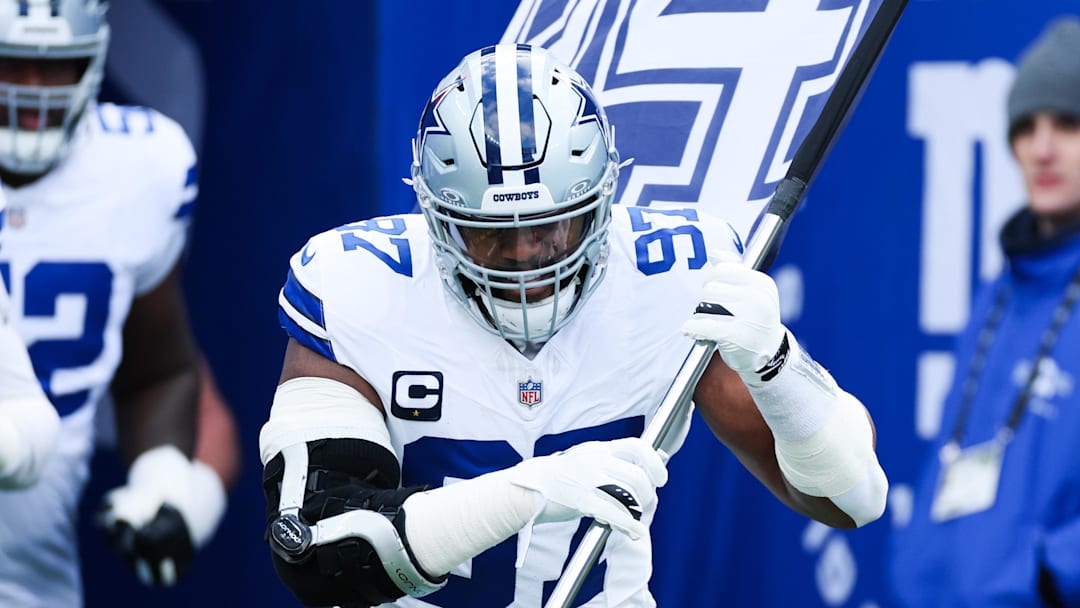 Dallas Cowboys defensive tackle Osa Odighizuwa (97) Dallas Cowboys defensive tackle Osa Odighizuwa (97)