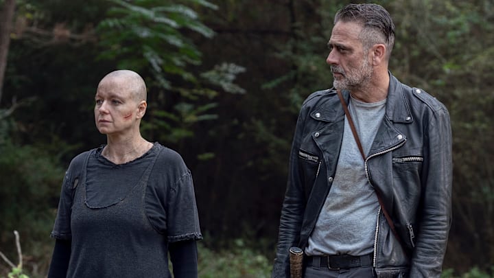 Jeffrey Dean Morgan as Negan, Samantha Morton as Alpha - The Walking Dead season 10