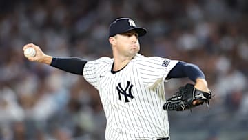 Cincinnati Reds v New York Yankees