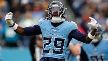 Tennessee Titans, Jarvis Brownlee