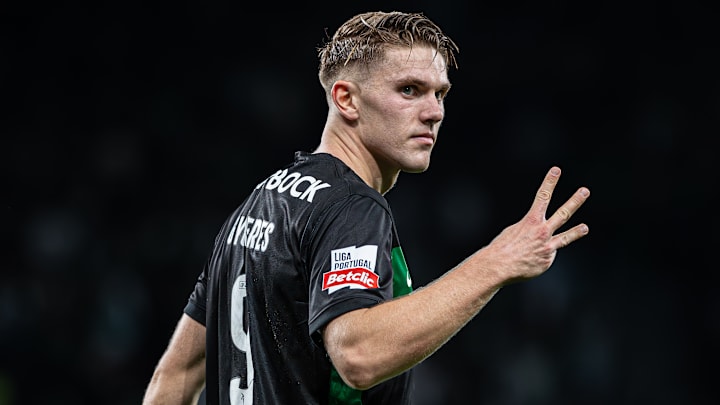 Viktor Gyokeres of Sporting CP celebrates after scoring a...