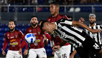 FBL-LIBERTADORES-LIBERTAD-CARACAS