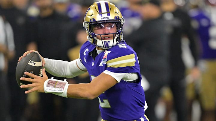 Washington quarterback Demond Williams Jr.’s agent will no longer represent him. 