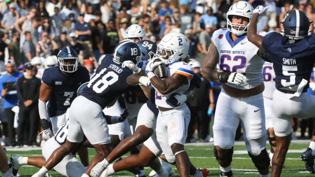 Aug 31, 2024; Statesboro, Georgia, USA; Boise State Broncos running back Ashton Jeanty (2) drives to the end zone for a touch