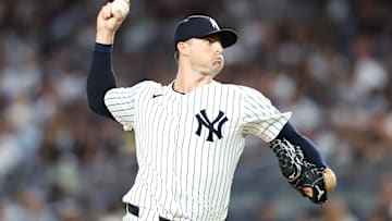 Cincinnati Reds v New York Yankees