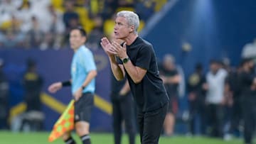 Português é o plano A do Santos