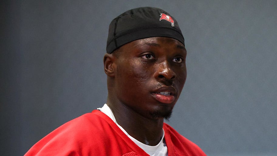 Tampa Bay Buccaneers linebacker Yaya Diaby participates in mini camp at AdventHealth Training Center.  | Nathan Ray Seebeck-Imagn Images
