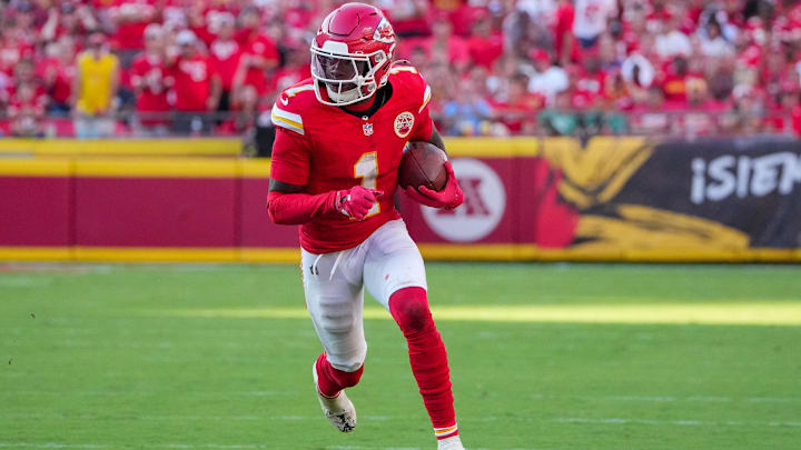 Sep 28, 2025; Kansas City, Missouri, USA; Kansas City Chiefs wide receiver Xavier Worthy (1) runs the ball against the Baltimore Ravens during the game at GEHA Field at Arrowhead Stadium. Mandatory Credit: Denny Medley-Imagn Images Sep 28, 2025; Kansas City, Missouri, USA; Kansas City Chiefs wide receiver Xavier Worthy (1) runs the ball against the Baltimore Ravens during the game at GEHA Field at Arrowhead Stadium. Mandatory Credit: Denny Medley-Imagn Images