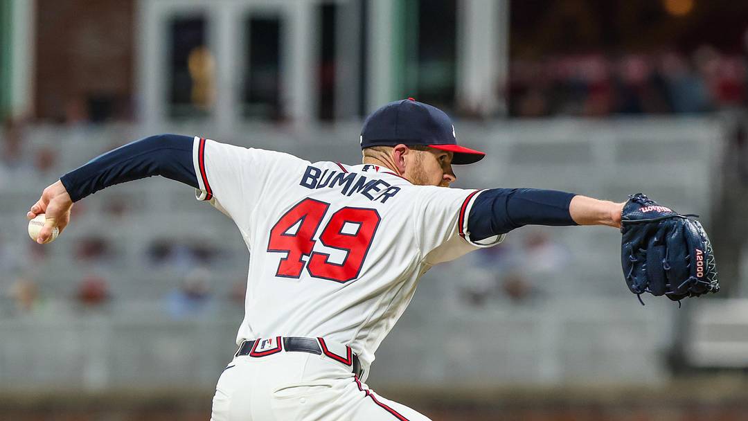 Braves reliever Aaron Bummer continues to struggle, and his velocity dropped in his second inning of work Sunday.