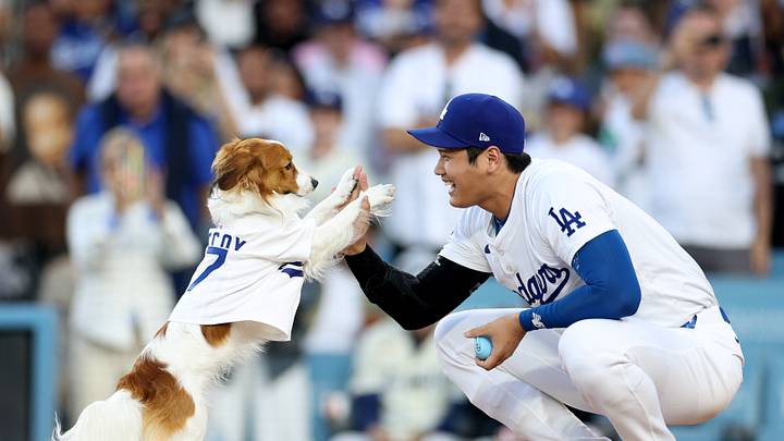 Baltimore Orioles v Los Angeles Dodgers