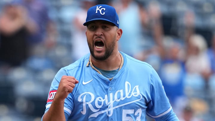 Texas Rangers v Kansas City Royals