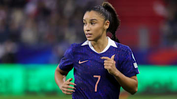 Sakina Karchaoui et l'équipe de France affrontent la Suède en Ligue des Nations Sakina Karchaoui et l'équipe de France affrontent la Suède en Ligue des Nations
