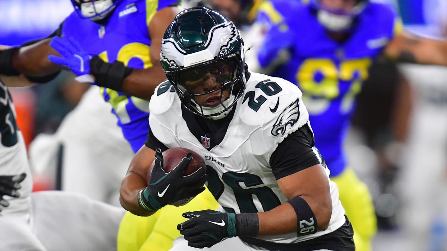 NFL Power Rankings: Eagles Soar Behind Saquon, Chiefs Out of Top 3