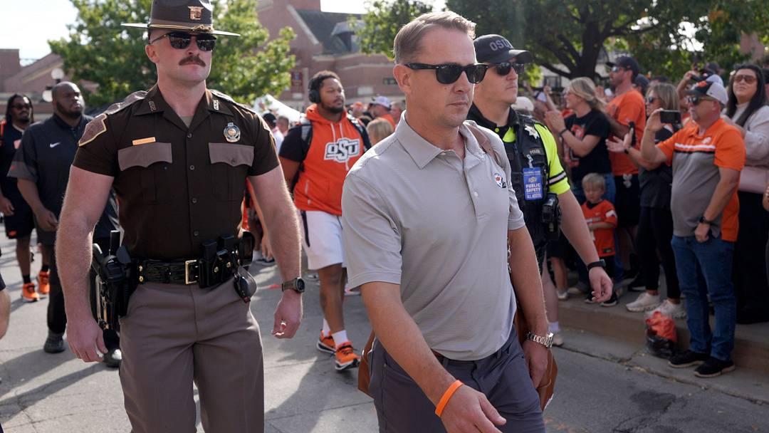 Oklahoma State coach Eric Morris. Oklahoma State coach Eric Morris.