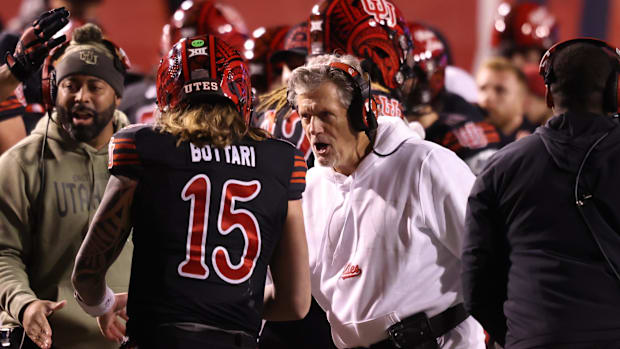  Utah Utes head coach Kyle Whittingham reacts to a drive against the Iowa State Cyclones by backup quarterback Luke Bottari (