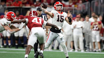 Georgia Bulldogs quarterback Carson Beck (15)