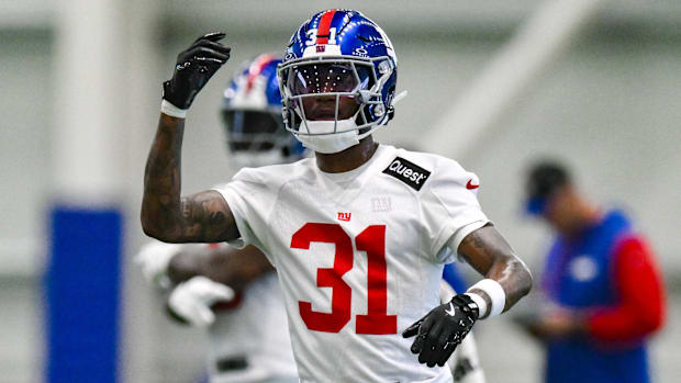 New York Giants cornerback Nic Jones  