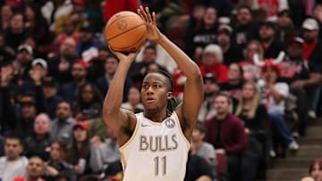 Philadelphia 76ers v Chicago Bulls