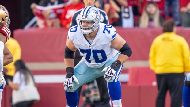 Dallas Cowboys guard Zack Martin (70) during the first quarter against the San Francisco 49ers at Levi's Stadium. 