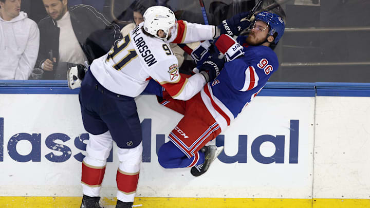 Florida Panthers v New York Rangers - Game One