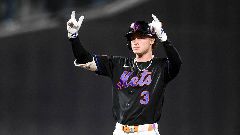 New York Mets outfielder Carson Benge