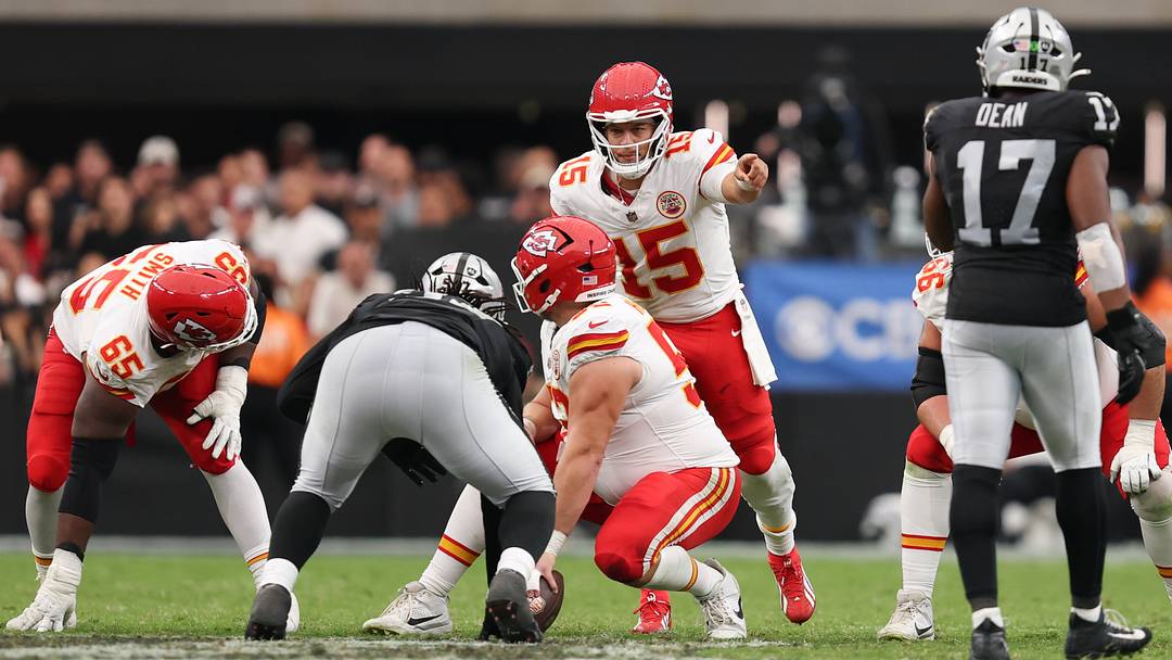 Oct 4, 2026; Paradise, Nevada, USA; Kansas City Chiefs quarterback Patrick Mahomes (15) directs the offense prior to a snap against the Las Vegas Raiders 