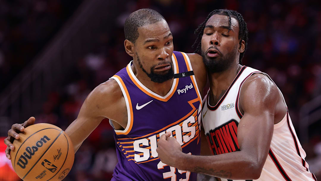 Phoenix Suns v Houston Rockets