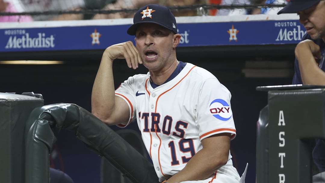 Apr 22, 2025; Houston, Texas, USA; Houston Astros manager Joe Espada (19) shouts from the dugout steps during the fifth inning against the Toronto Blue Jays at Daikin Park. Mandatory Credit: Troy Taormina-Imagn Images
