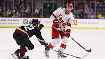 Carolina Hurricanes v Arizona Coyotes