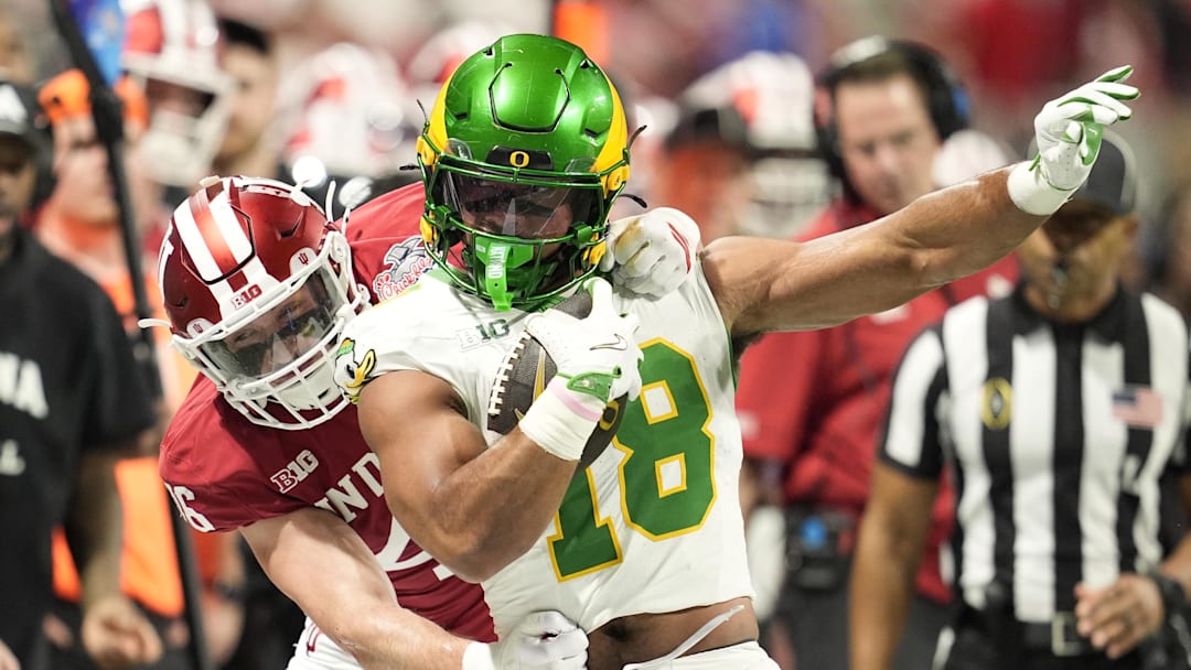 Oregon Ducks - Tight End Kenyon Sadiq Oregon Ducks - Tight End Kenyon Sadiq