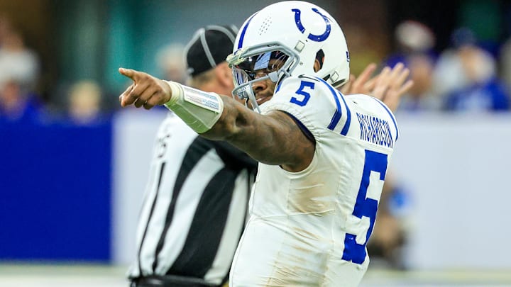 Tennessee Titans v Indianapolis Colts