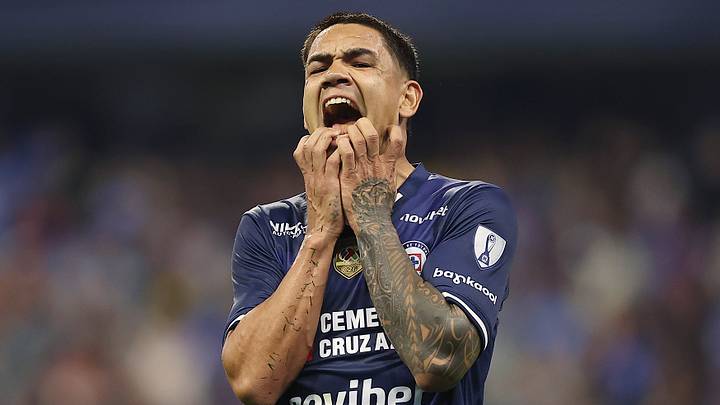 América roza la remontada, pero Cruz Azul gana el Clásico Joven