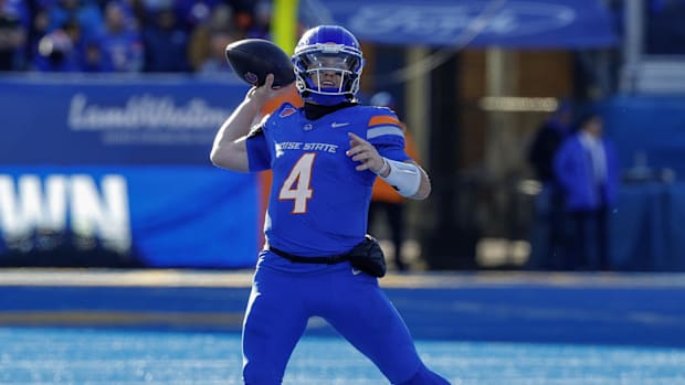 Boise State Broncos quarterback Maddux Madsen (4) throws a pass during the second half against the Oregon State Beavers.