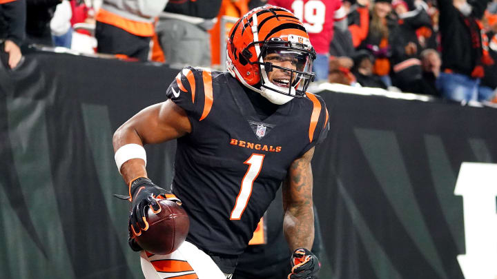 Cincinnati Bengals wide receiver Ja'Marr Chase (1) celebrates a touchdown catch in the fourth quarter of a Week 14 NFL football game against the San Francisco 49ers, Sunday, Dec. 12, 2021, Paul Brown Stadium in Cincinnati. The San Francisco 49ers defeated the Cincinnati Bengals, 26-23.