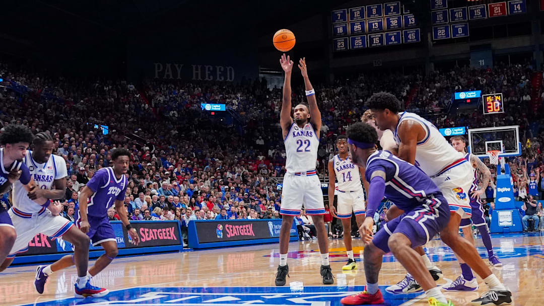 Jan 6, 2026; Lawrence, Kansas, USA; Kansas Jayhawks guard Darryn Peterson (22) shoots a free throw to tie the game against the TCU Horned Frogs during the second half of the game at Allen Fieldhouse. Mandatory Credit: Denny Medley-Imagn Images Jan 6, 2026; Lawrence, Kansas, USA; Kansas Jayhawks guard Darryn Peterson (22) shoots a free throw to tie the game against the TCU Horned Frogs during the second half of the game at Allen Fieldhouse. Mandatory Credit: Denny Medley-Imagn Images