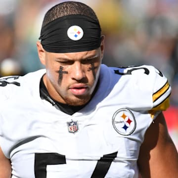 Oct 30, 2022; Philadelphia, Pennsylvania, USA; Pittsburgh Steelers linebacker Alex Highsmith (56) runs off the field at half-time against the Philadelphia Eagles at Lincoln Financial Field. Mandatory Credit: Eric Hartline-Imagn Images