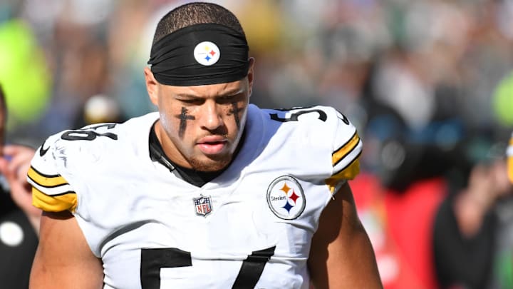 Oct 30, 2022; Philadelphia, Pennsylvania, USA; Pittsburgh Steelers linebacker Alex Highsmith (56) runs off the field at half-time against the Philadelphia Eagles at Lincoln Financial Field. Mandatory Credit: Eric Hartline-Imagn Images