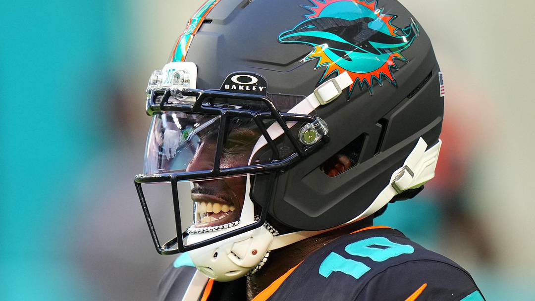 Miami Dolphins wide receiver Tyreek Hill