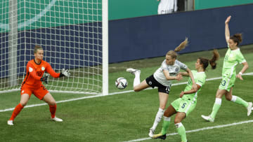 Frankfurts Laura Freigang trifft im Topspiel des 18. Spieltags auf Tabellenführer Wolfsburg