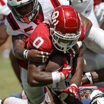 Oklahoma running back Kalib Hicks