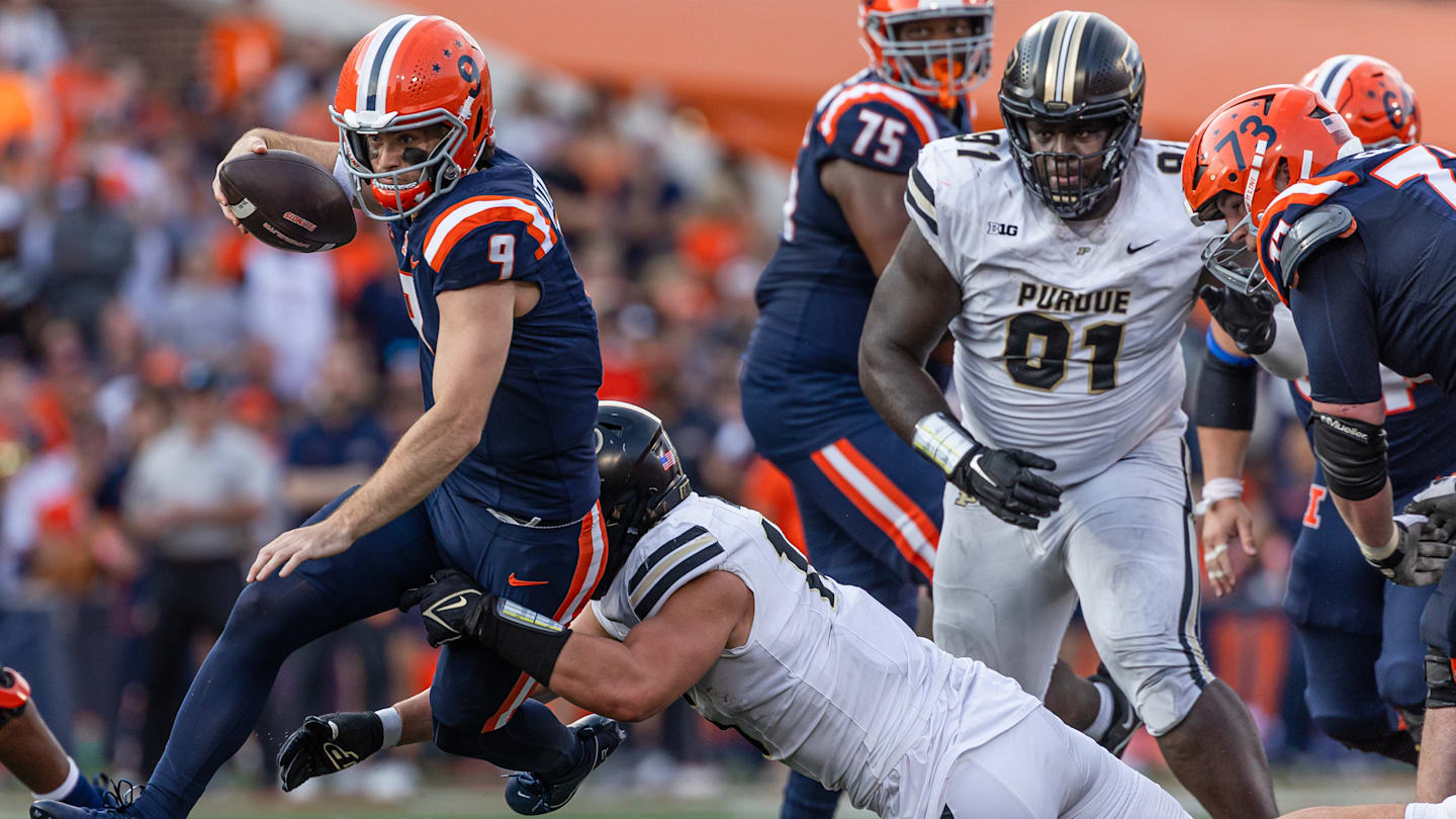 Defense? Luke Altmyer doesn't need a stinking Illinois football defense Defense? Luke Altmyer doesn't need a stinking Illinois football defense