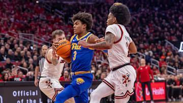 Pittsburgh v Louisville