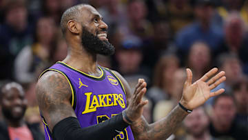 Los Angeles Lakers v Indiana Pacers