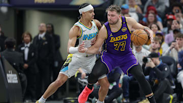 Los Angeles Lakers v Indiana Pacers