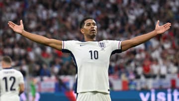 Bellingham foi decisivo para a Inglaterra