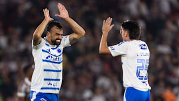 Cruzeiro tenta manter liderança do Brasileirão neste domingo (27)