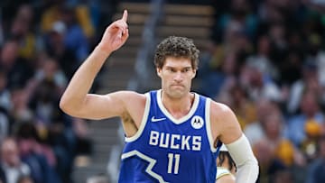 Milwaukee Bucks v Indiana Pacers